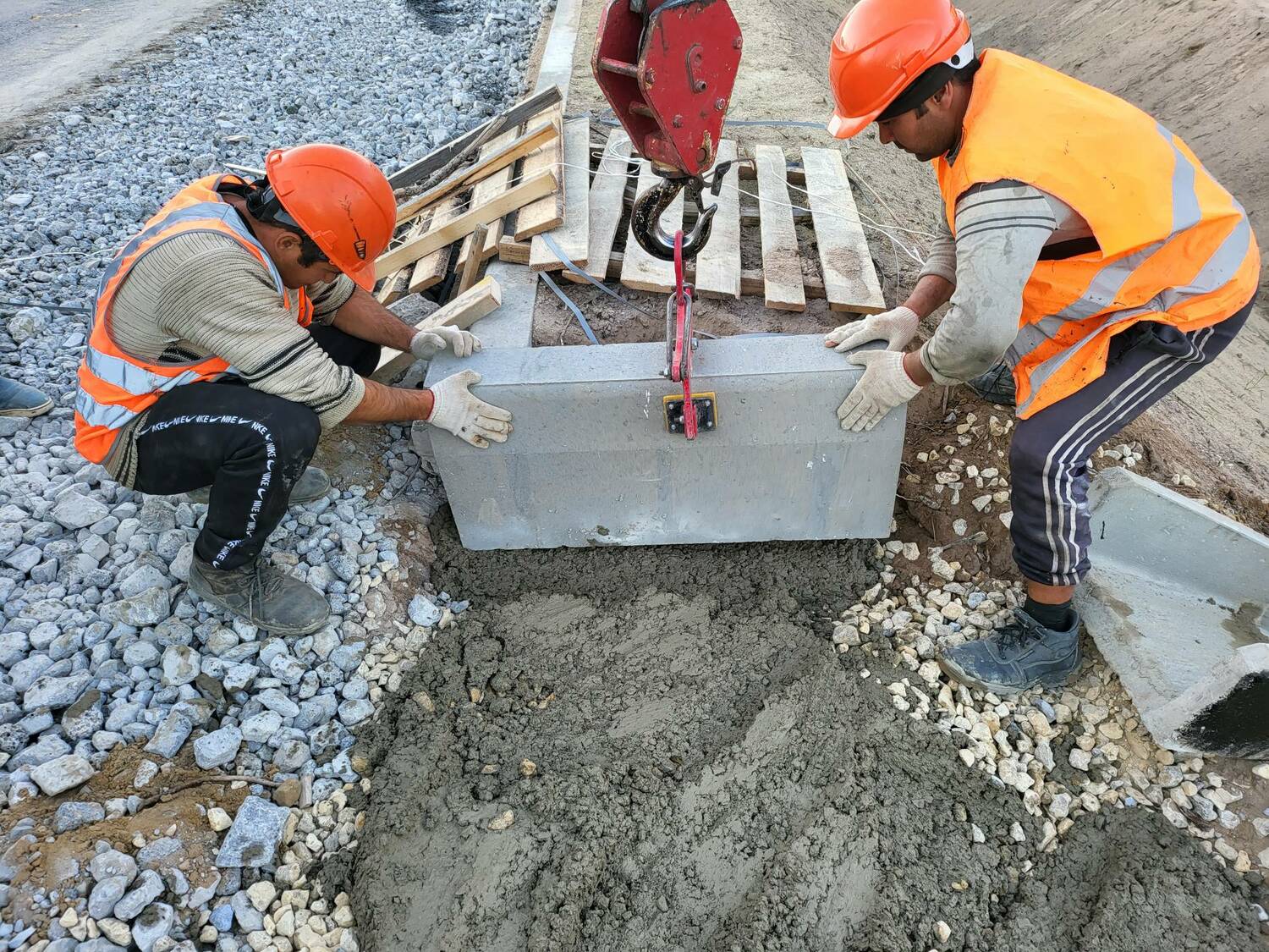 Устройство бордюров 